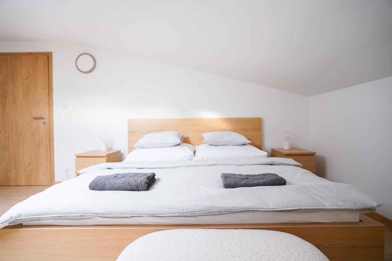 The Dante Villa Apartments 프라하 외부 사진