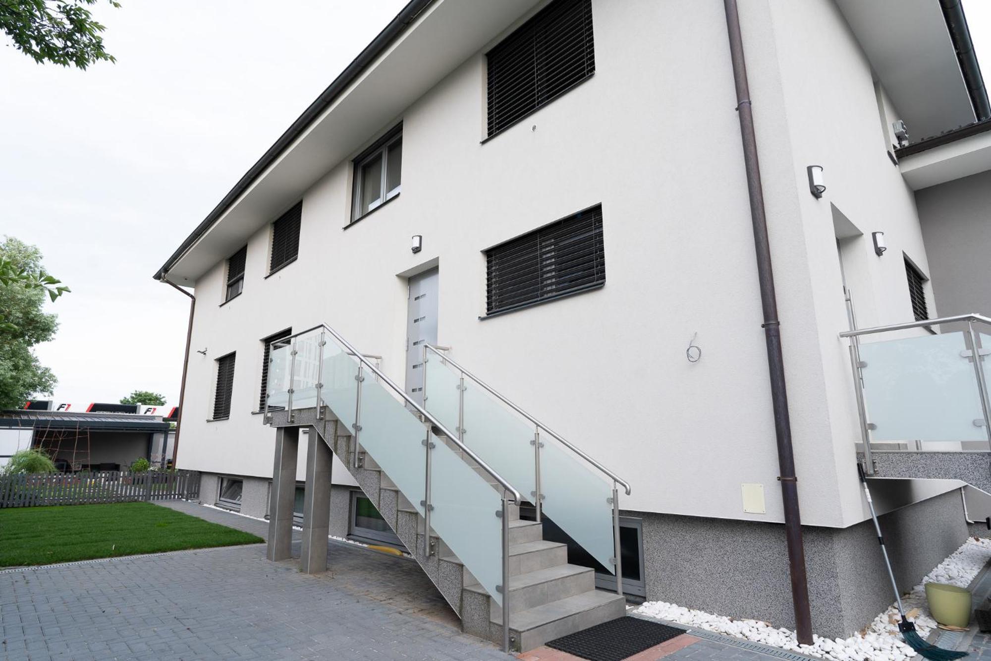 The Dante Villa Apartments 프라하 외부 사진